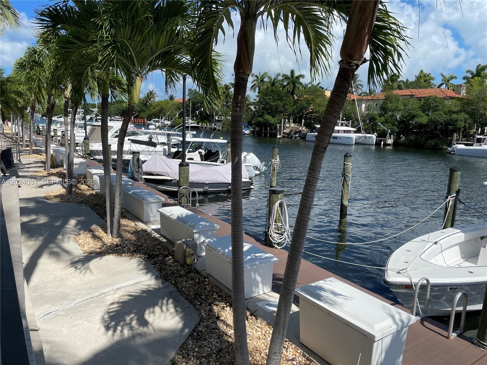 90 Edgewater Dr # 1222, Coral Gables FL 33133 — 31
