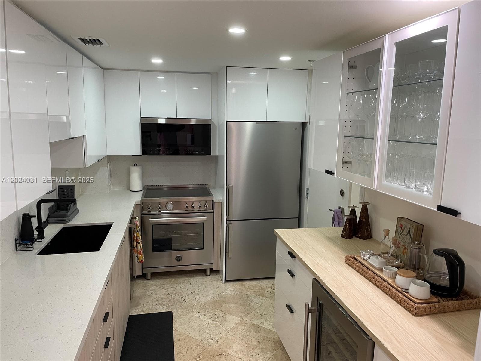 90 Edgewater Dr # 1222, Coral Gables FL 33133 — 8