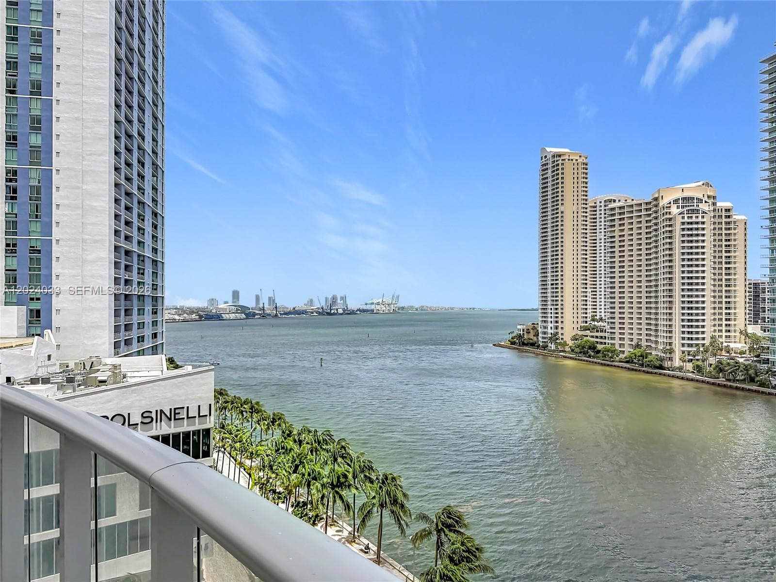 300 S Biscayne Blvd # 1016, Miami FL 33131 — 17