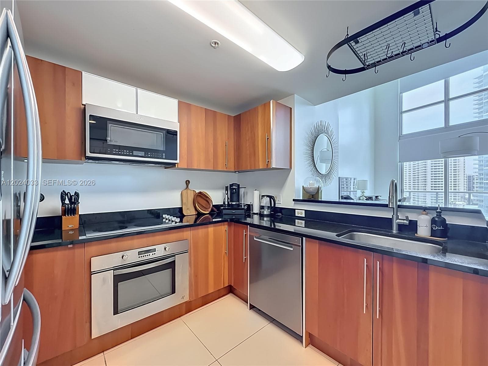 300 S Biscayne Blvd # 1016, Miami FL 33131 — 4