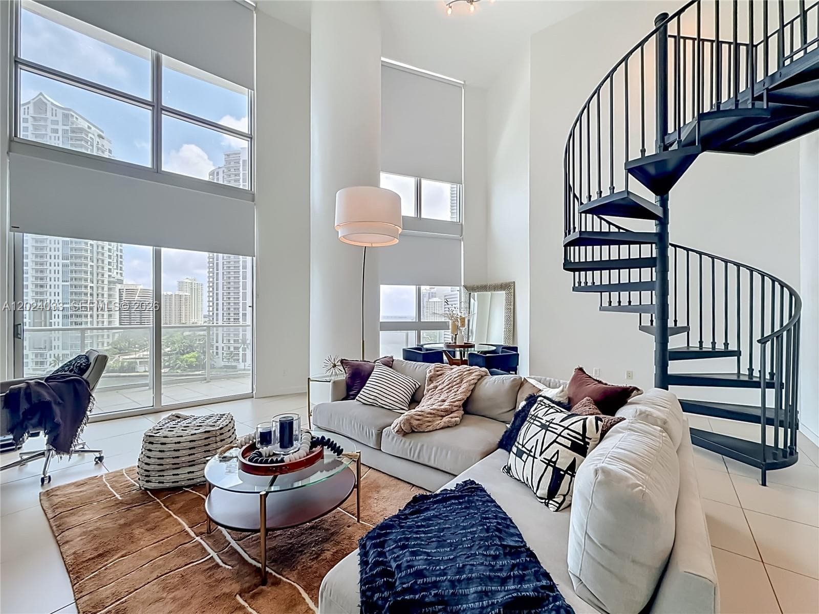300 S Biscayne Blvd # 1016, Miami FL 33131 — 8