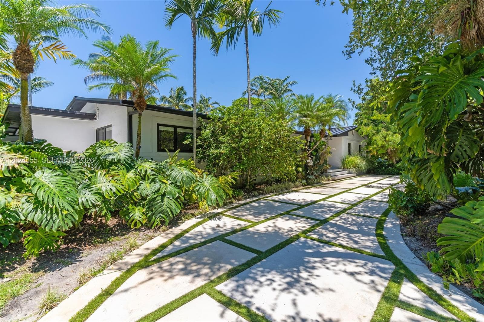 13400 SW 70th Ave, Pinecrest FL 33156 — 2