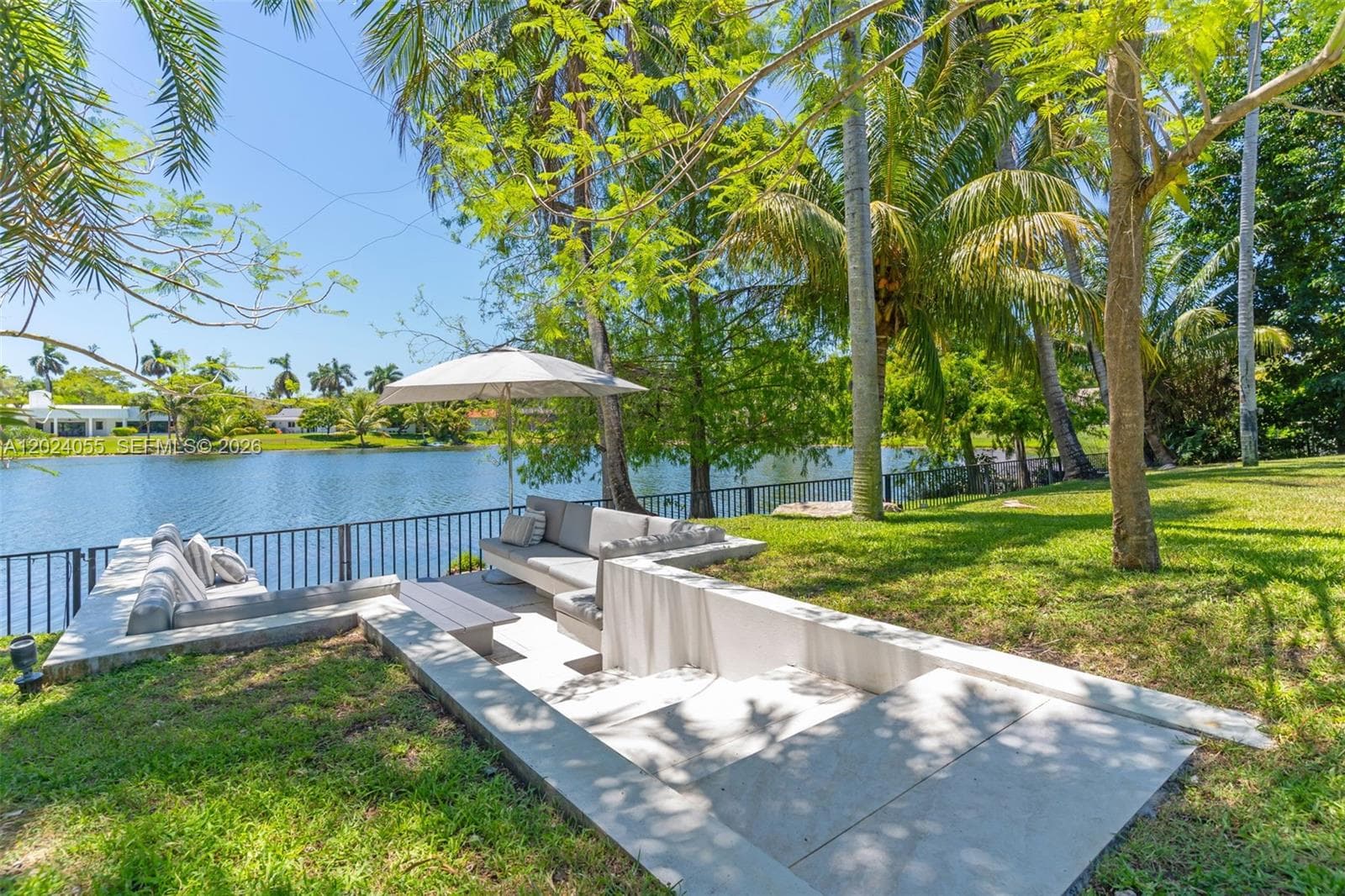 13400 SW 70th Ave, Pinecrest FL 33156 — 36