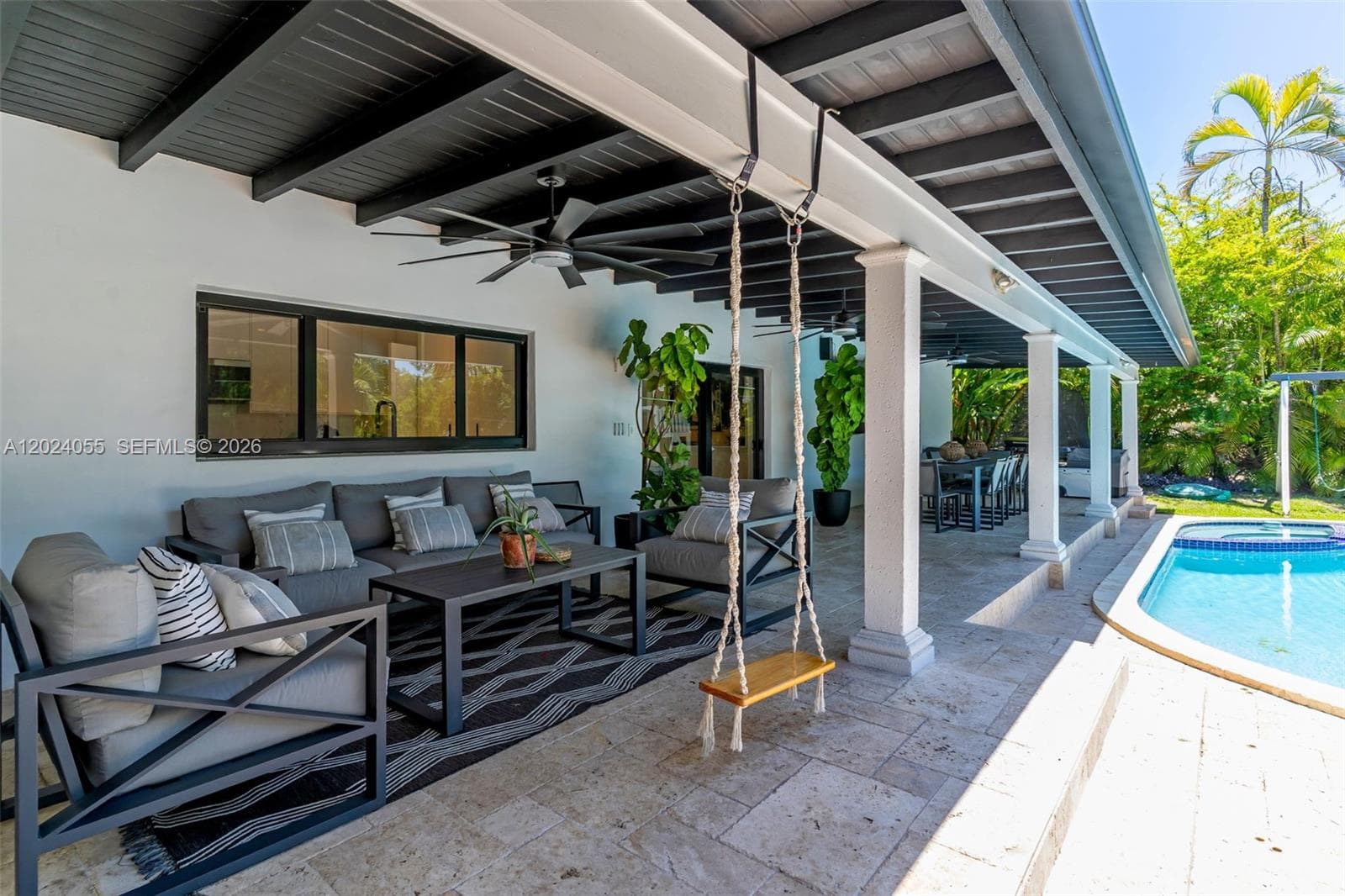 13400 SW 70th Ave, Pinecrest FL 33156 — 32
