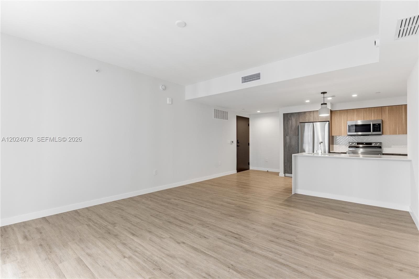 697 N Miami Ave # 1810, Miami FL 33136 — 13