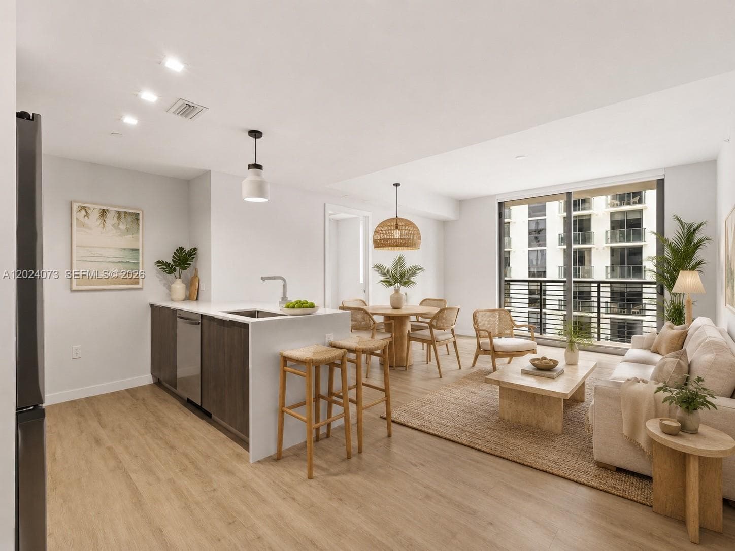 697 N Miami Ave # 1810, Miami FL 33136 — 1
