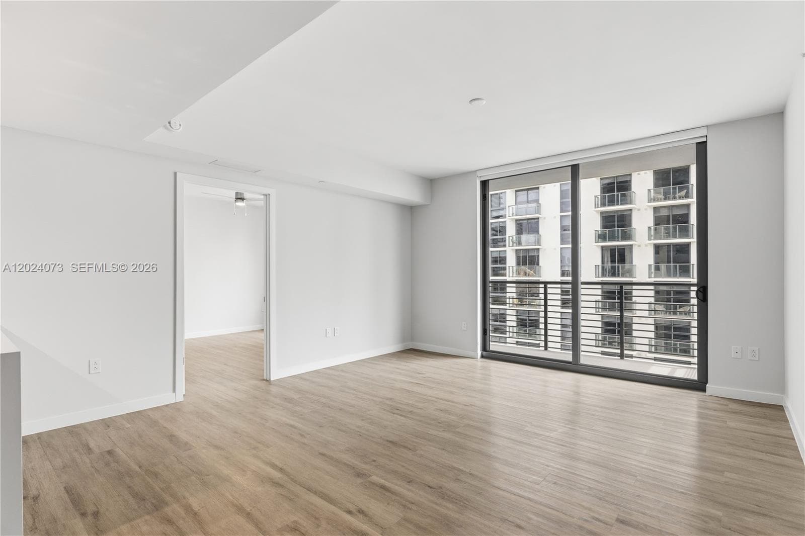697 N Miami Ave # 1810, Miami FL 33136 — 10