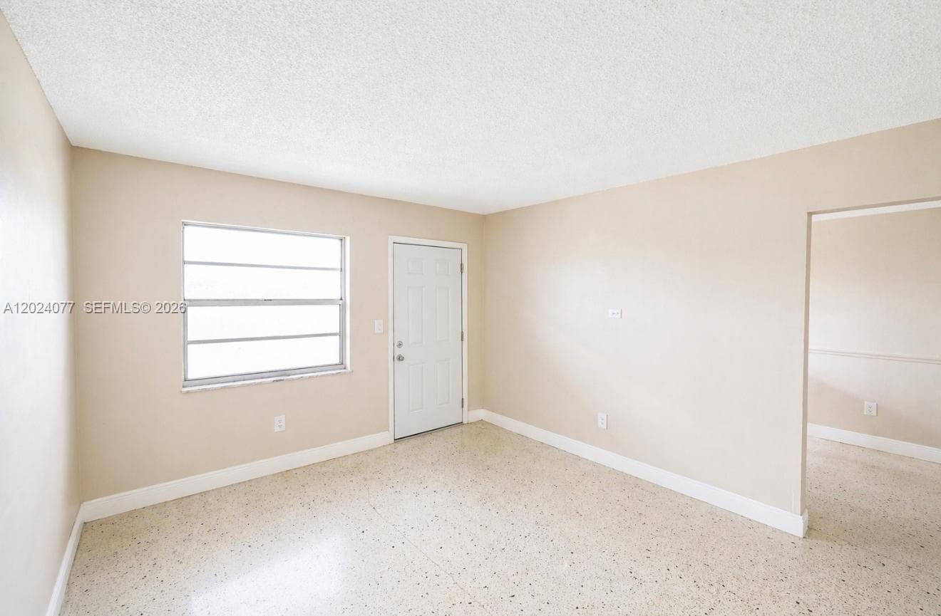 2315 W Okeechobee Rd # 304, Hialeah FL 33010 — 6
