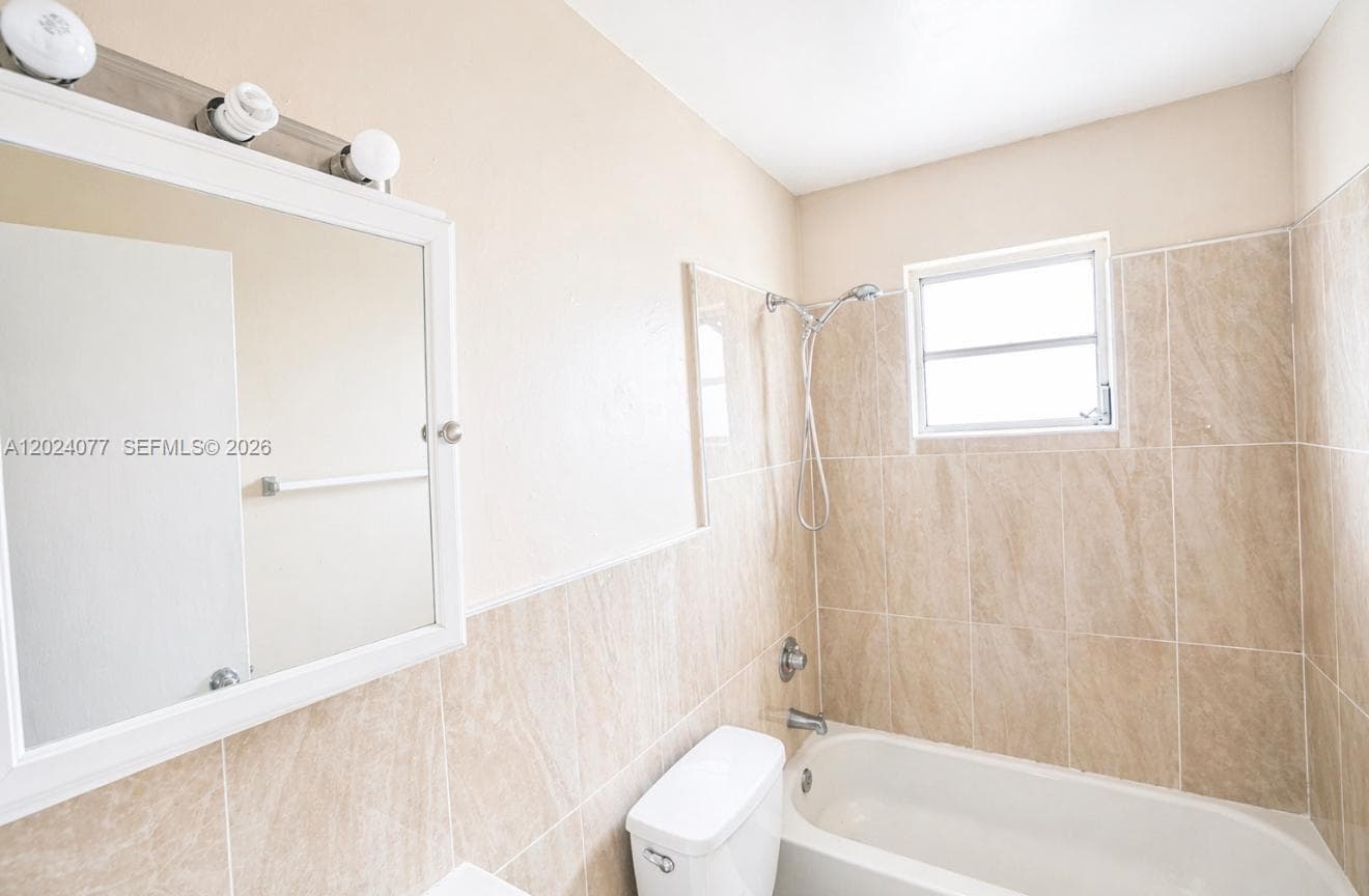 2315 W Okeechobee Rd # 304, Hialeah FL 33010 — 5