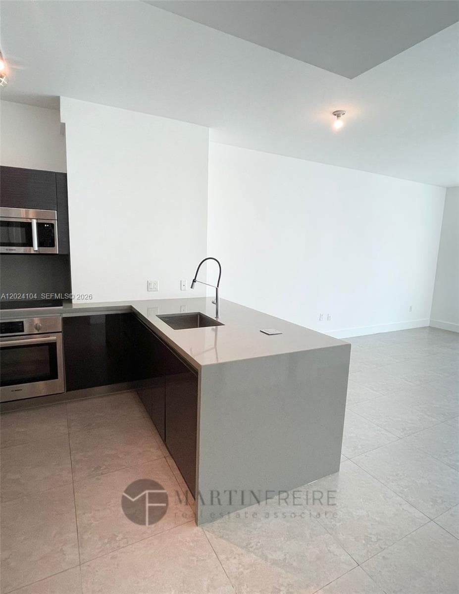 1080 Brickell Ave # 2005, Miami FL 33131 — 7