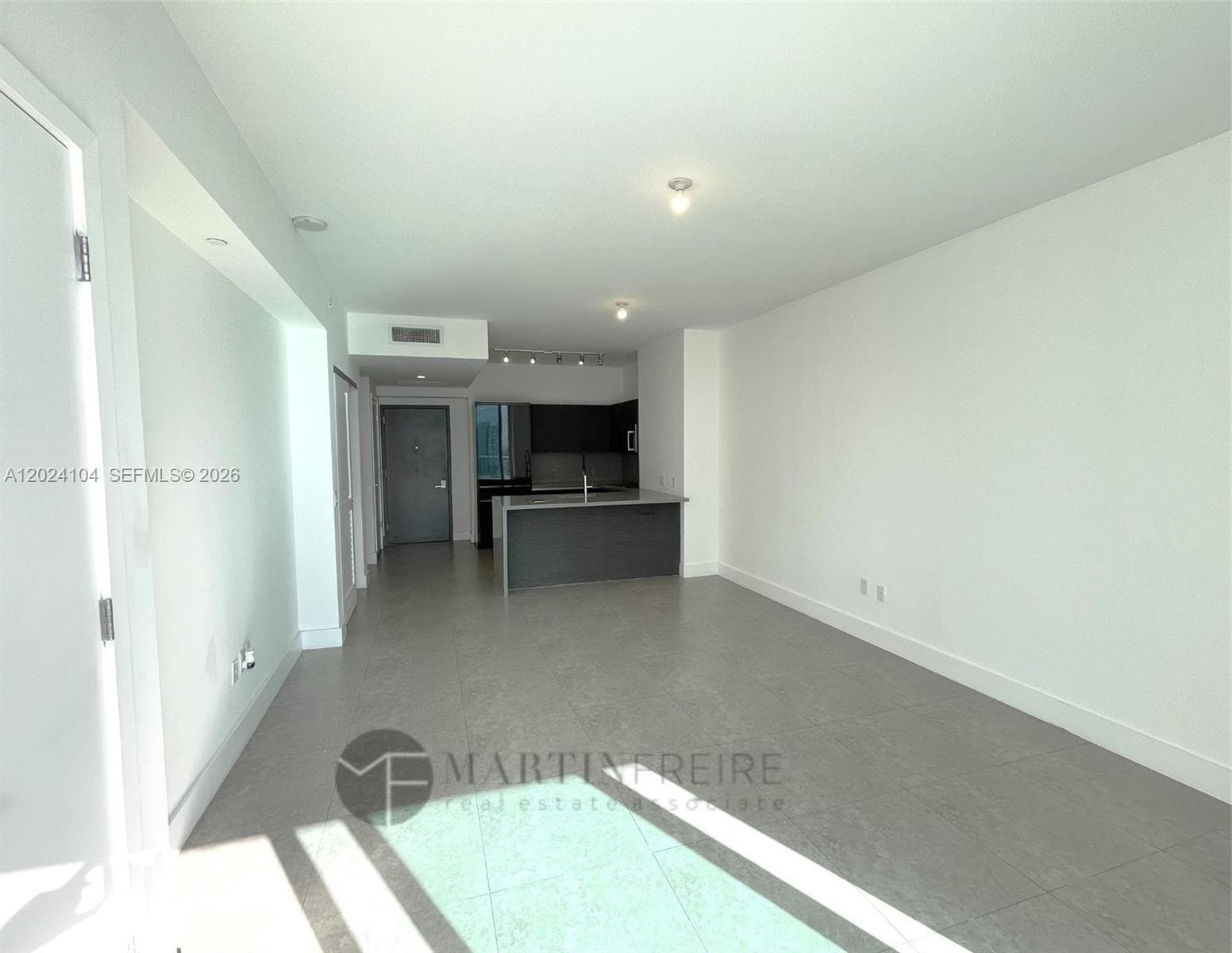 1080 Brickell Ave # 2005, Miami FL 33131 — 1