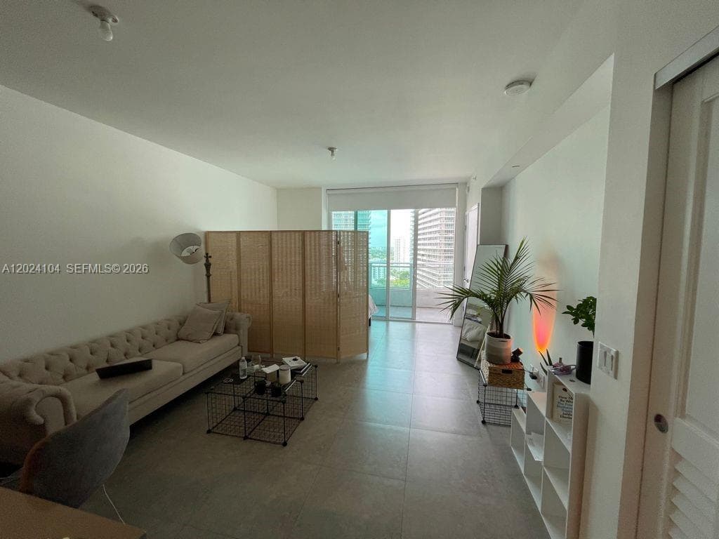 1080 Brickell Ave # 2005, Miami FL 33131 — 30