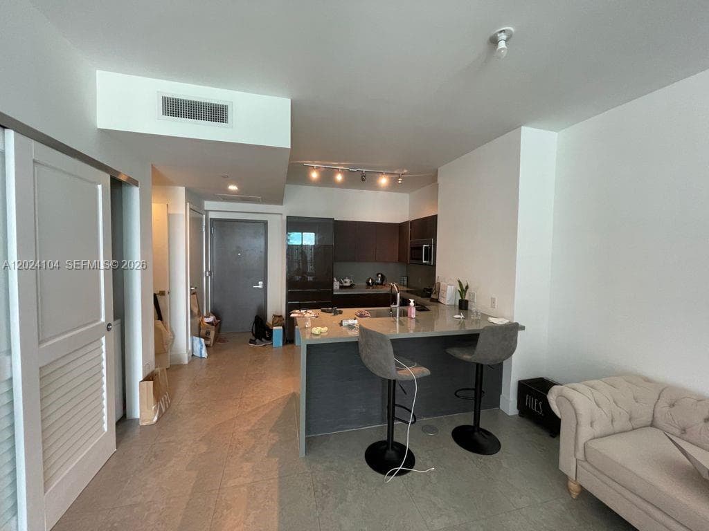 1080 Brickell Ave # 2005, Miami FL 33131 — 31