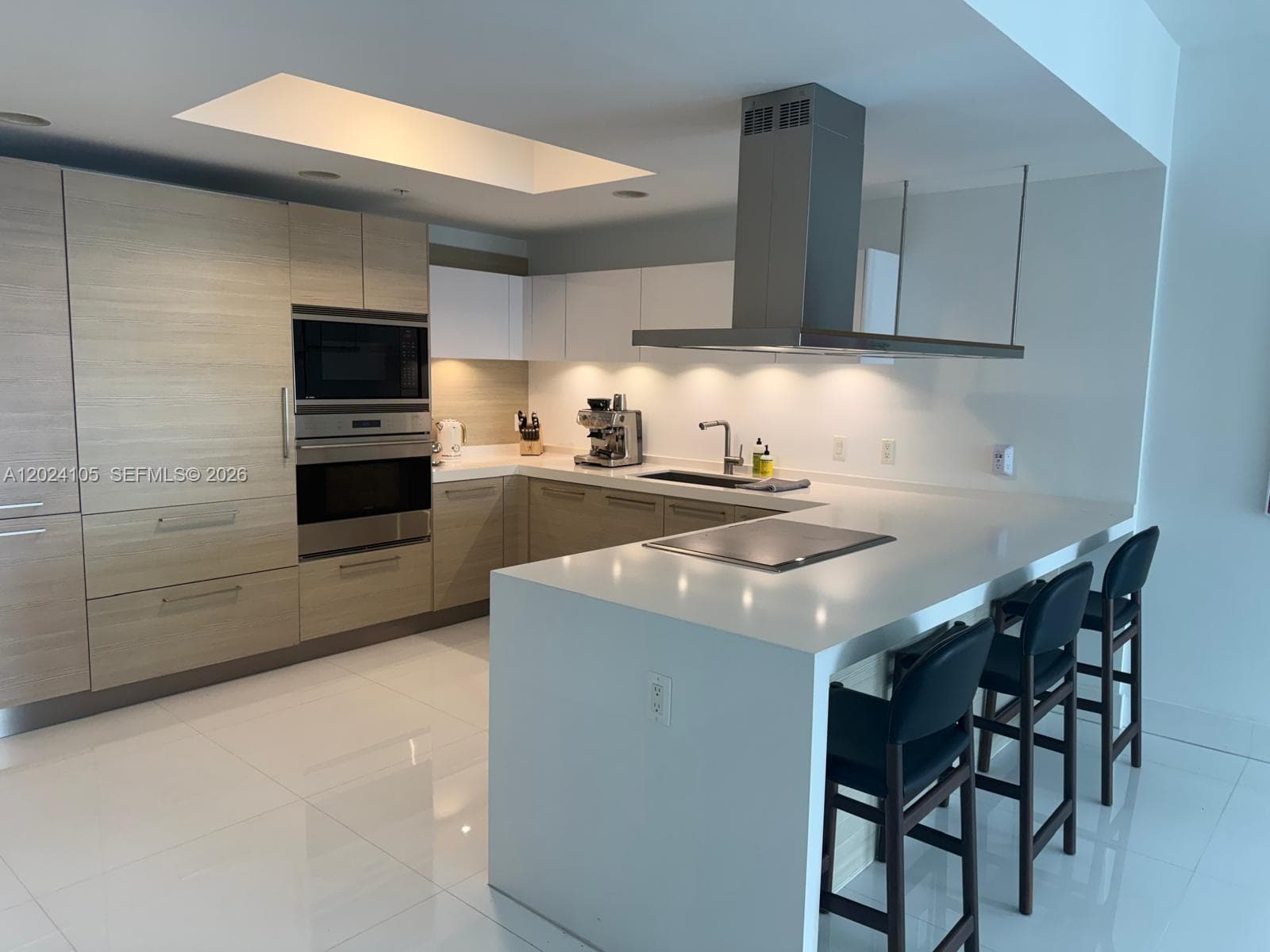 17301 Biscayne Blvd # 2305, North Miami Beach FL 33160 — 3