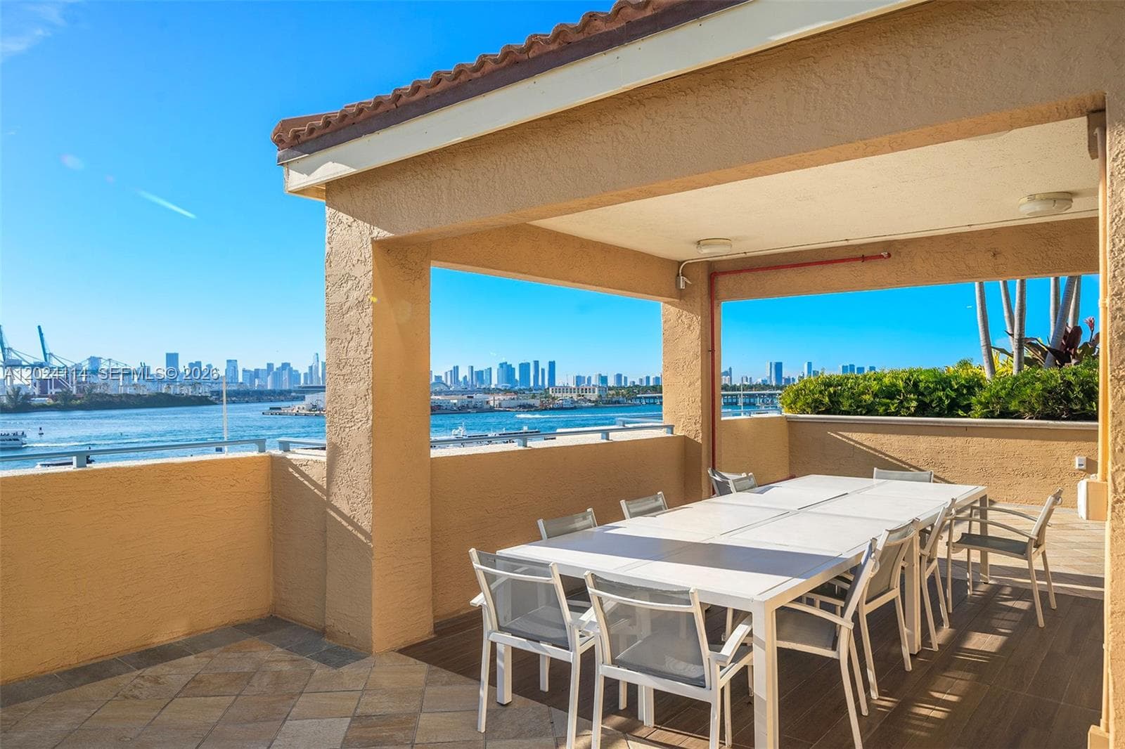 90 Alton Rd # 1405, Miami Beach FL 33139 — 32