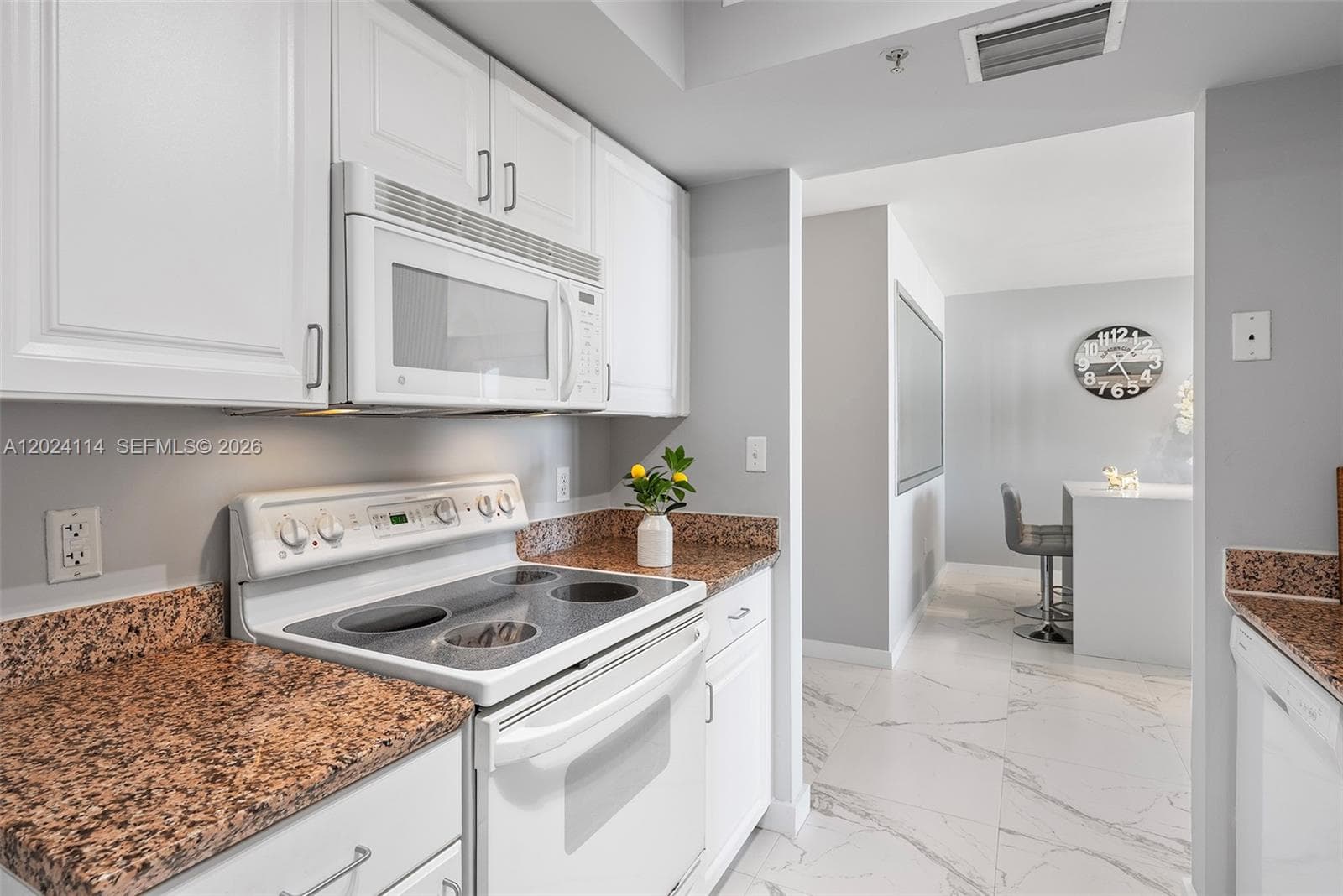 90 Alton Rd # 1405, Miami Beach FL 33139 — 15
