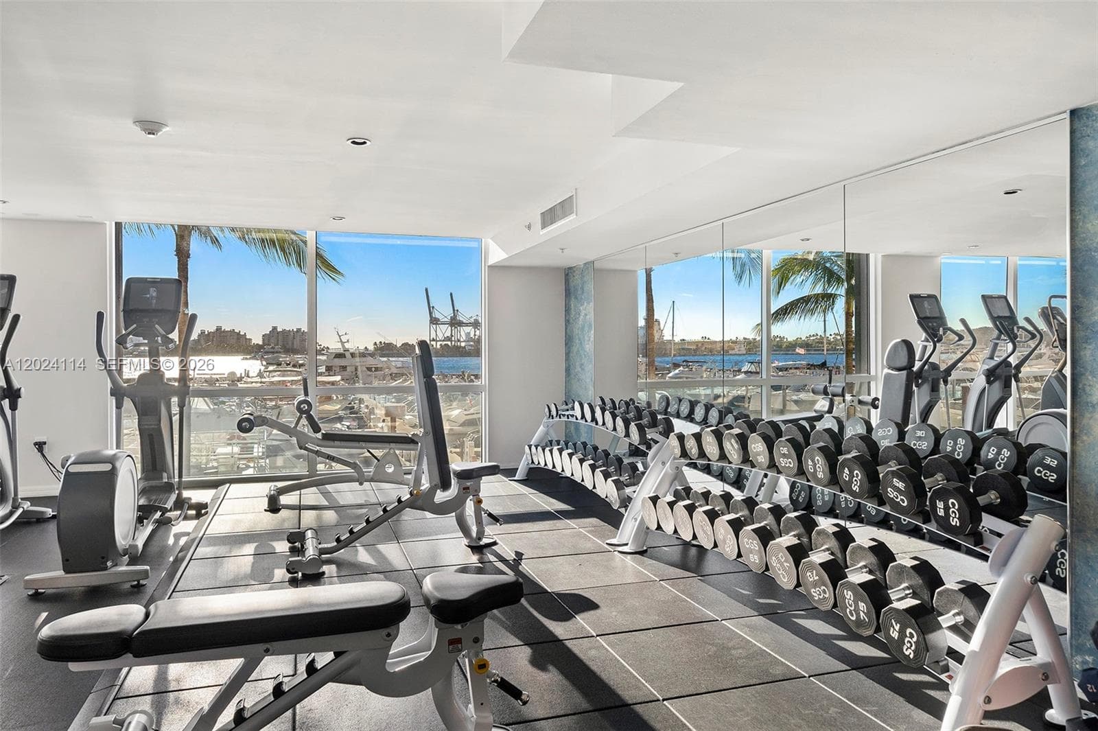 90 Alton Rd # 1405, Miami Beach FL 33139 — 35
