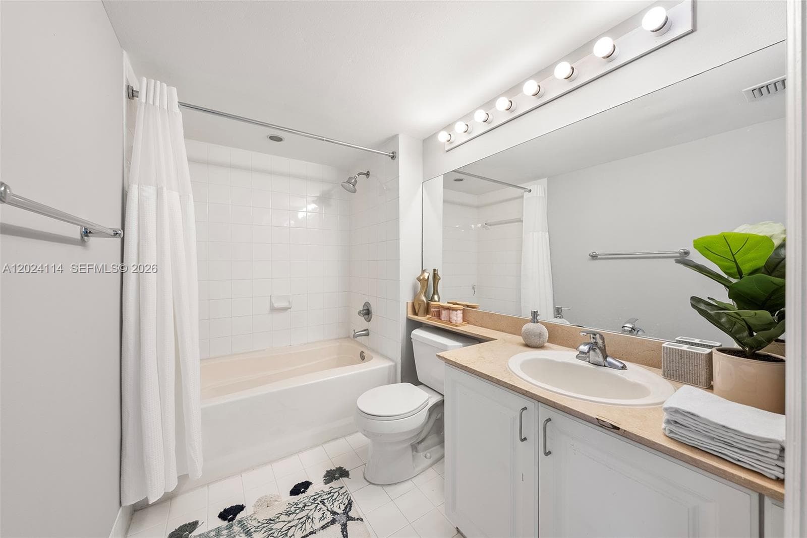 90 Alton Rd # 1405, Miami Beach FL 33139 — 21