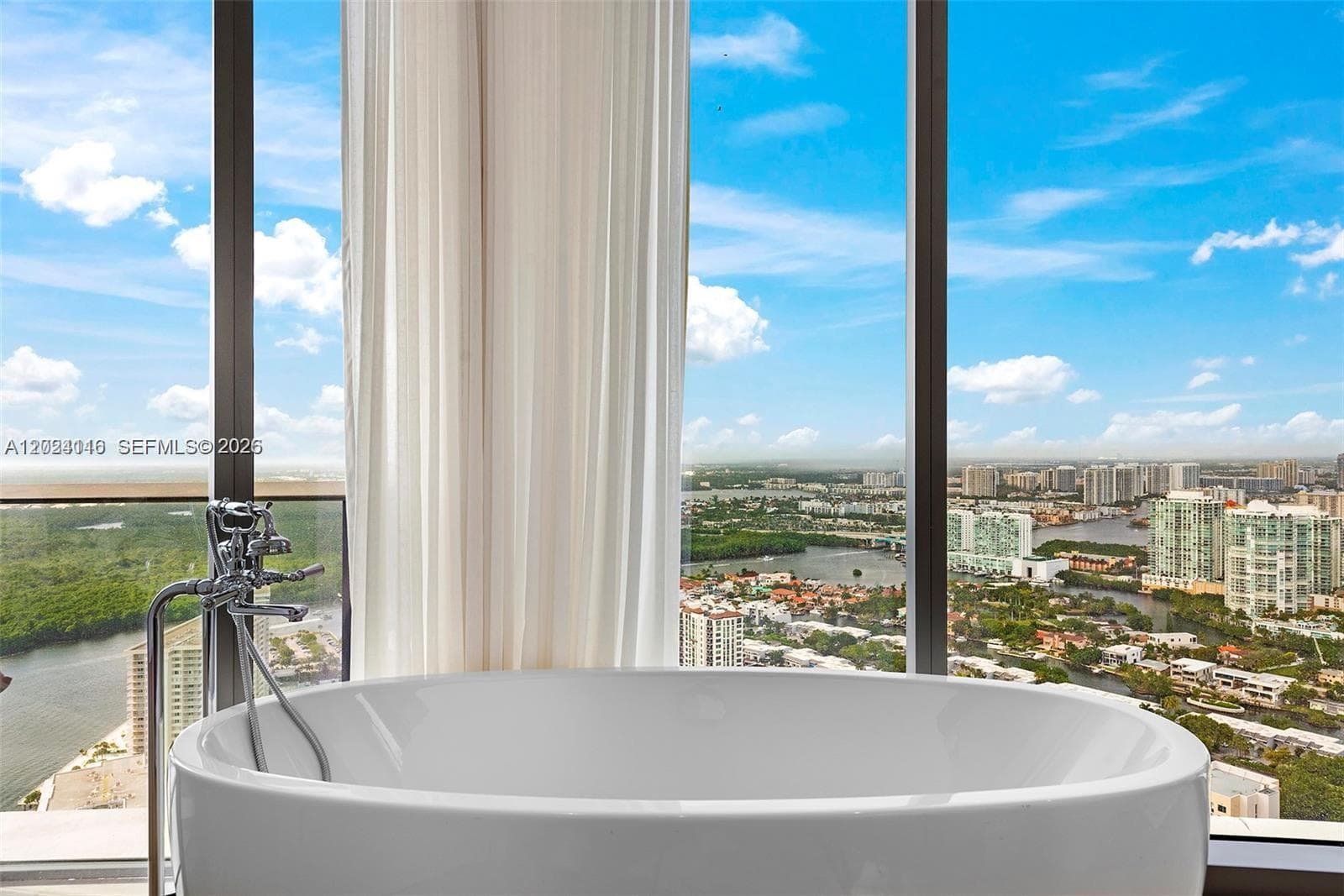15701 Collins Ave # 4105, Sunny Isles Beach FL 33160 — 32