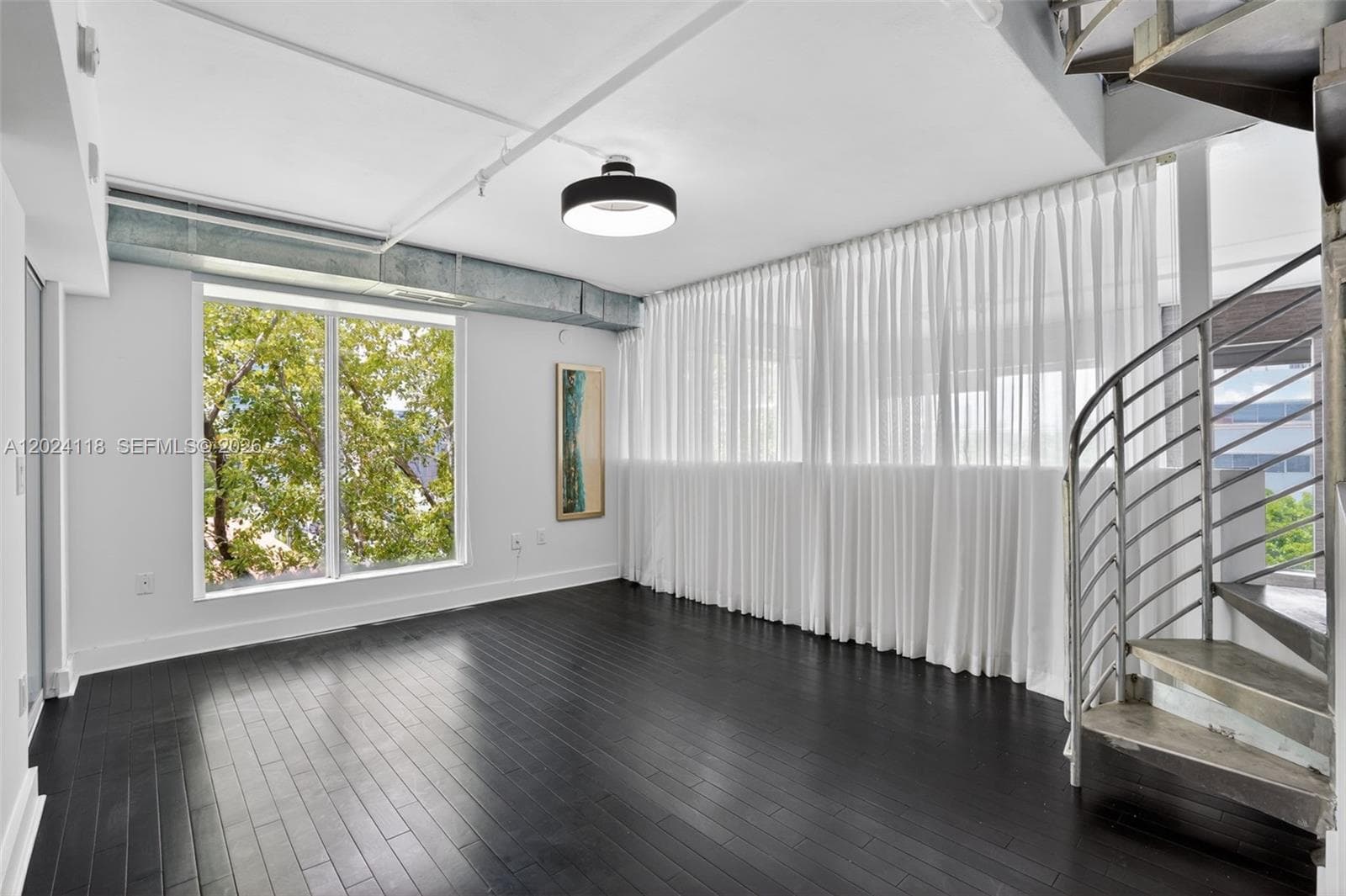 900 4th St # 6, Miami Beach FL 33139 — 26