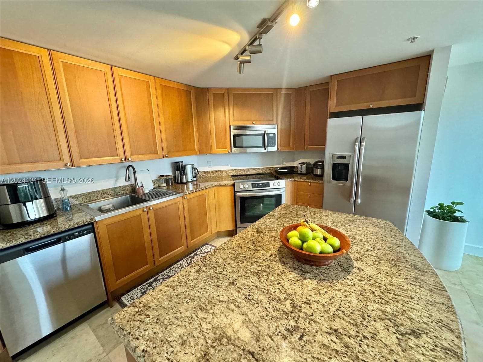 55 Merrick Way # 831, Coral Gables FL 33134 — 22