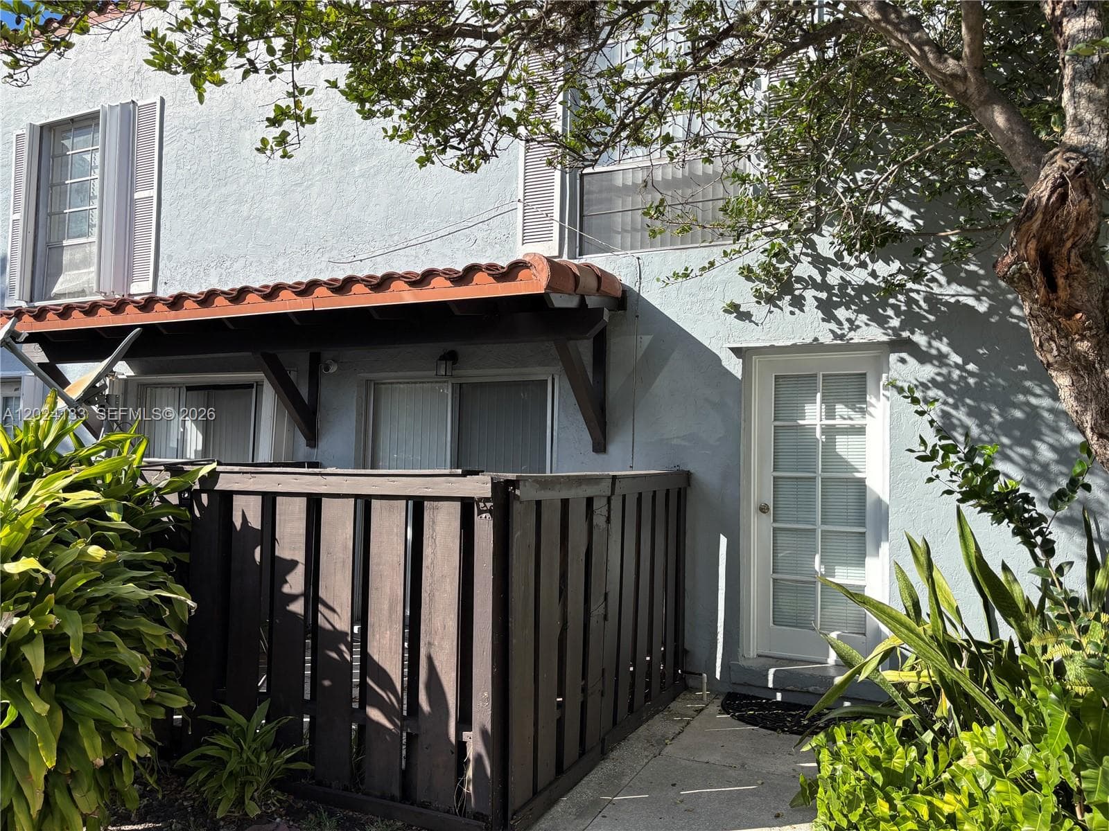 10806 N Kendall Dr # 26, Miami FL 33176 — 12