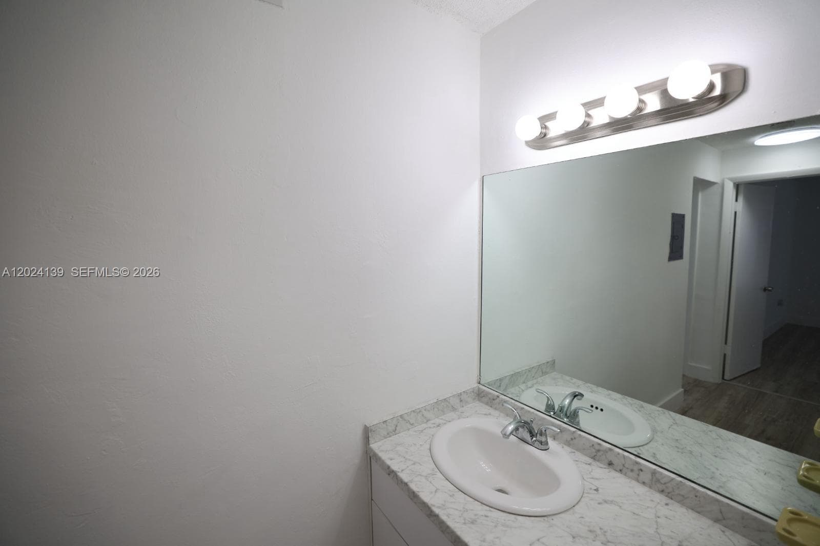 3501 W 11th Ave # 211, Hialeah FL 33012 — 7