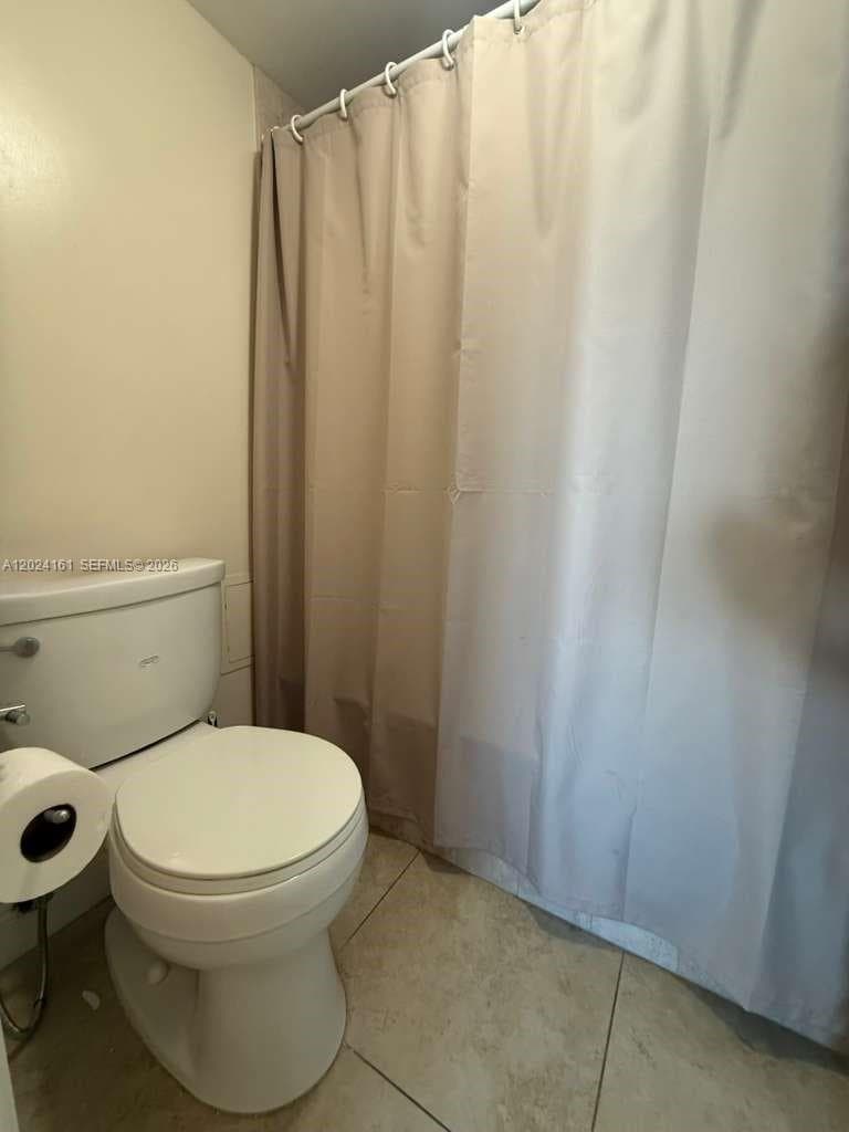 7135 Collins Ave # 815, Miami Beach FL 33141 — 17
