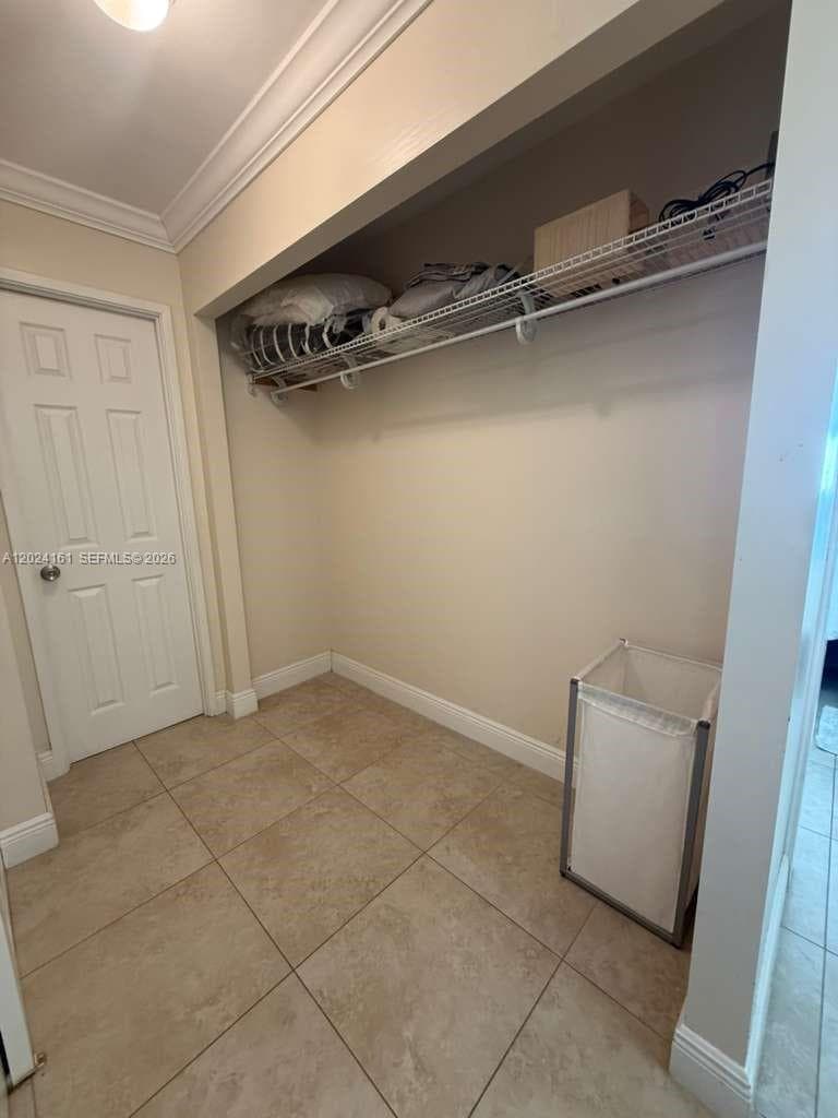 7135 Collins Ave # 815, Miami Beach FL 33141 — 18