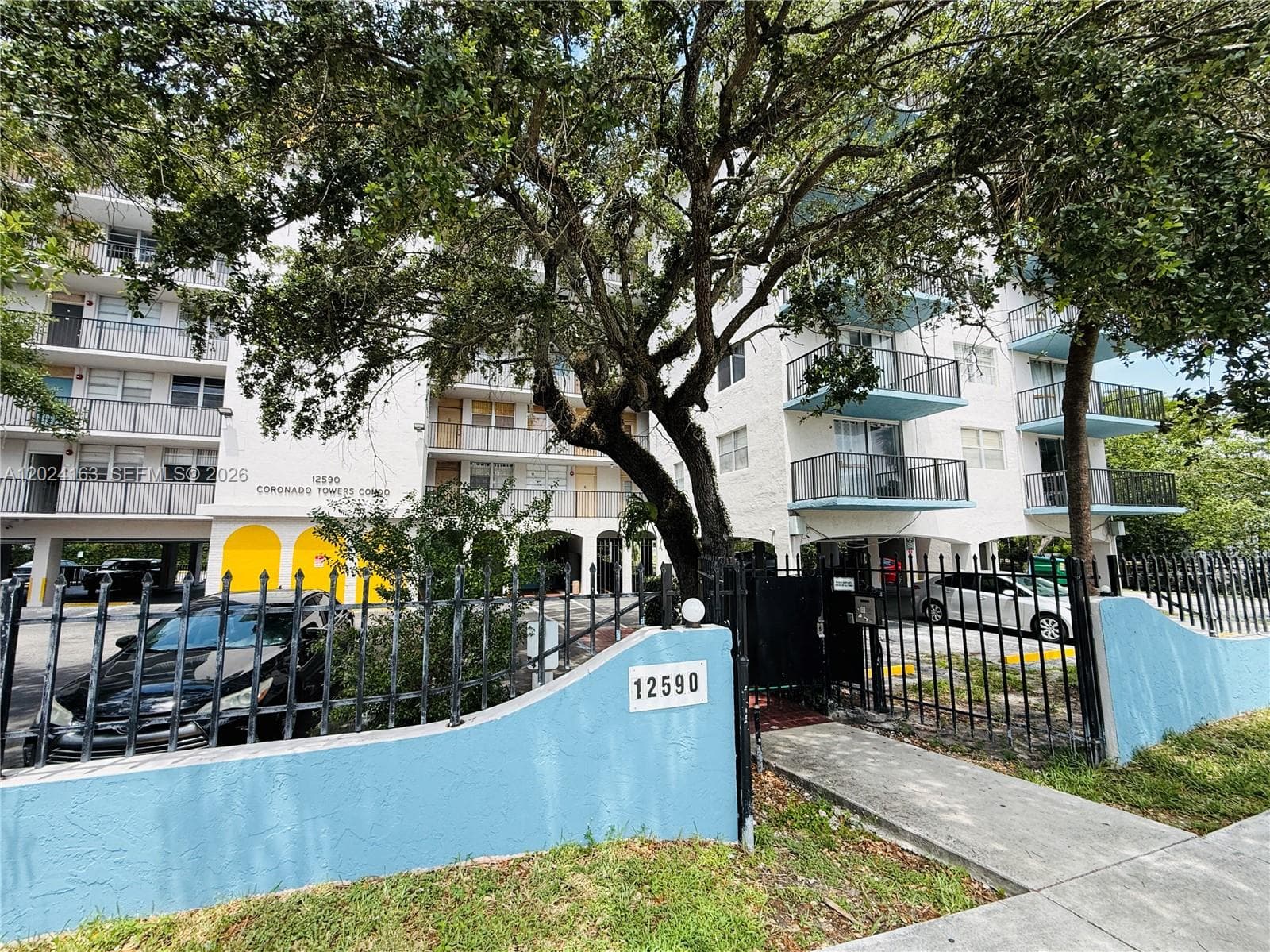12590 NE 16th Ave # 412, North Miami FL 33161 — 2