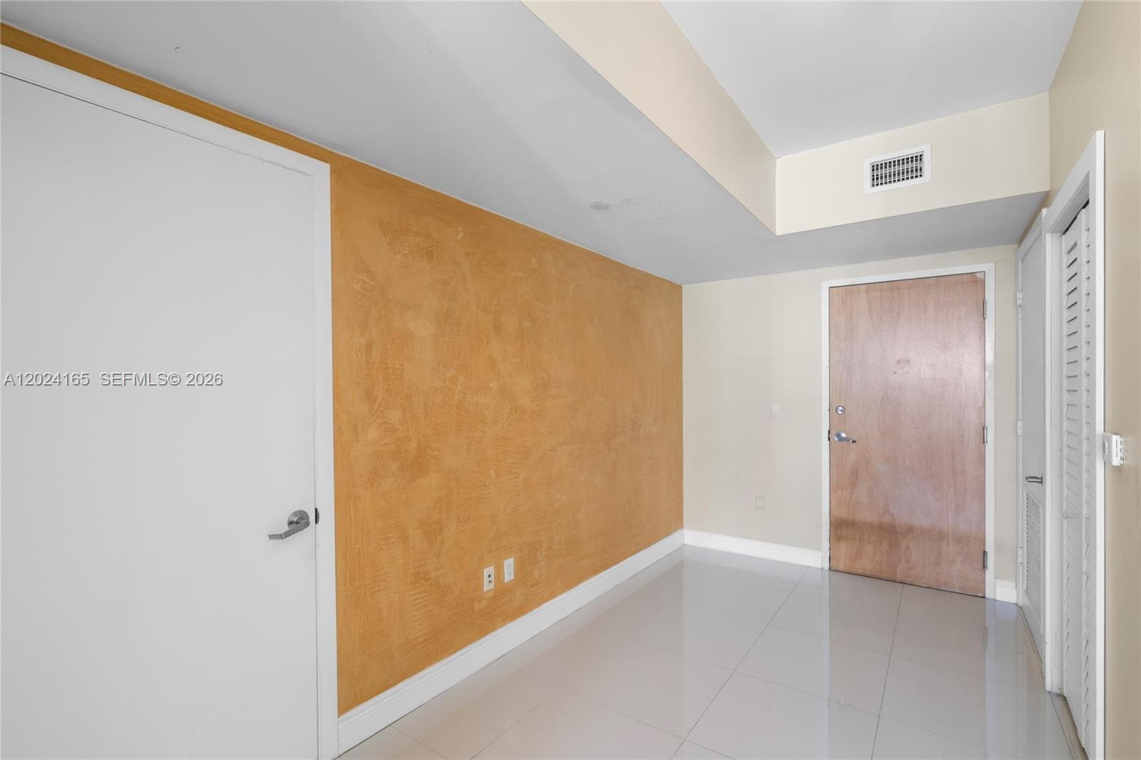 350 S Miami Ave # 2515, Miami FL 33130 — 7