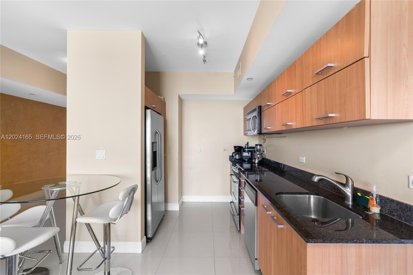 350 S Miami Ave # 2515, Miami FL 33130 — 10