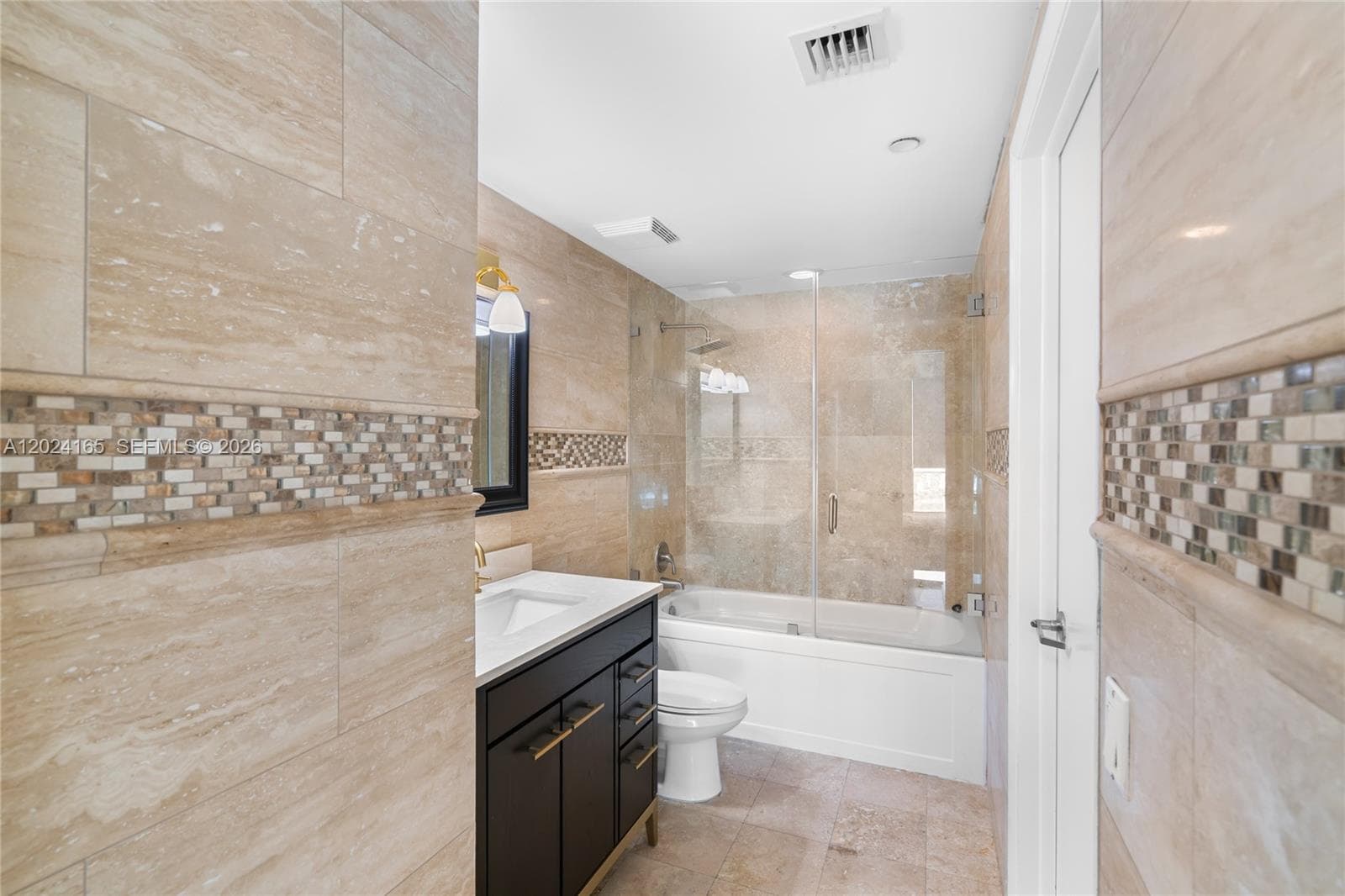 350 S Miami Ave # 2515, Miami FL 33130 — 18