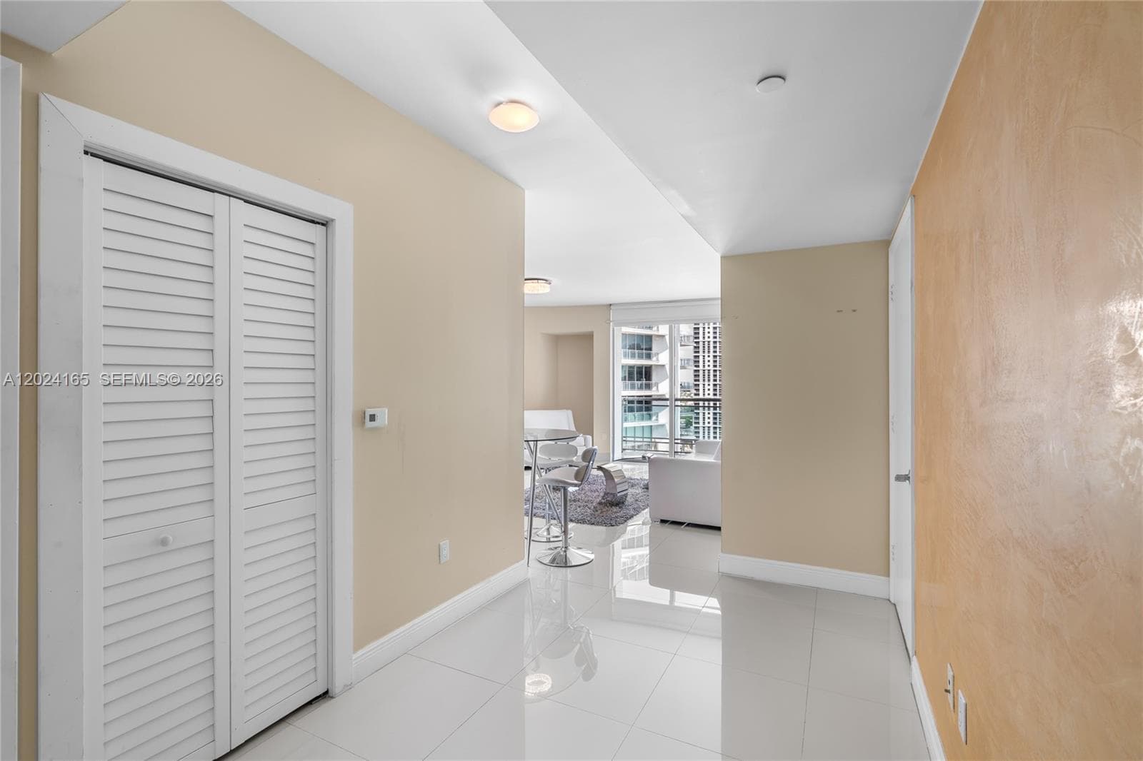 350 S Miami Ave # 2515, Miami FL 33130 — 11