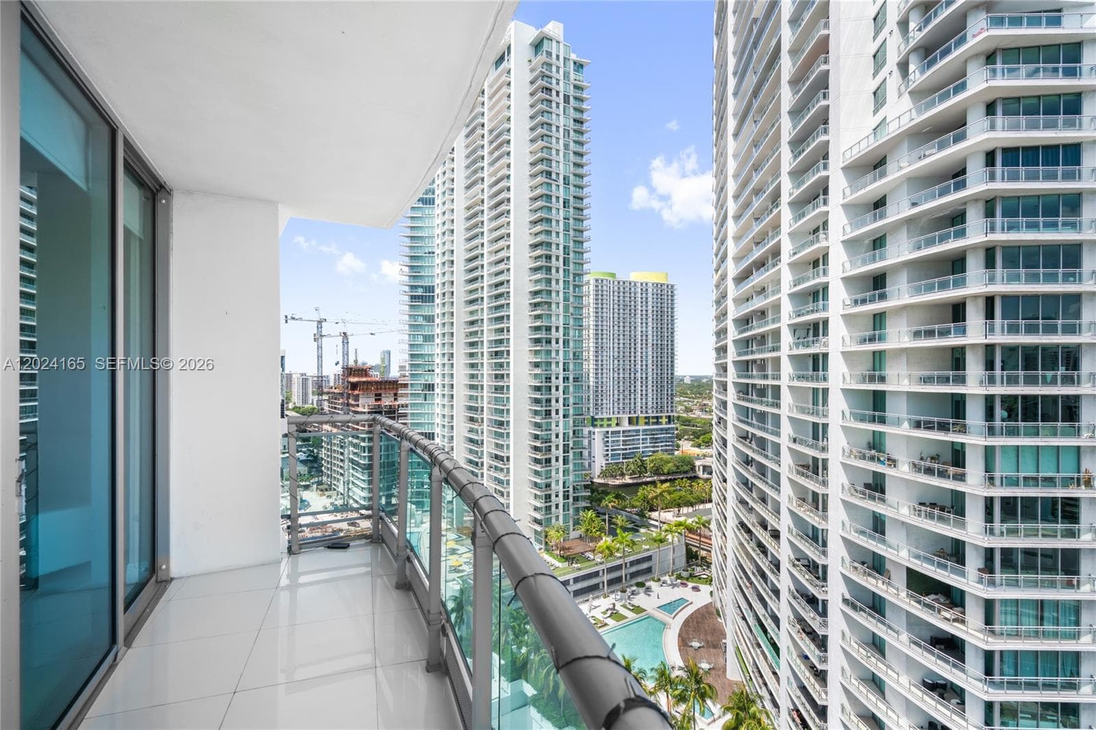 350 S Miami Ave # 2515, Miami FL 33130 — 31