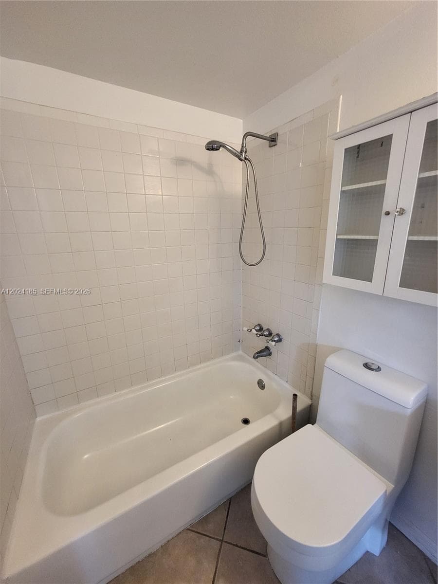 1008 Jefferson Ave # 303, Miami Beach FL 33139 — 11