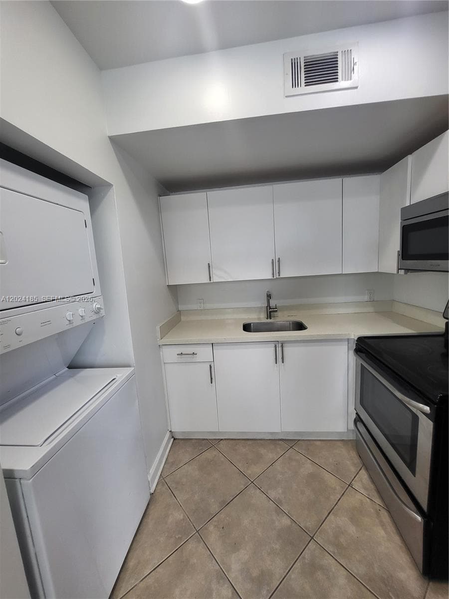 1008 Jefferson Ave # 303, Miami Beach FL 33139 — 8