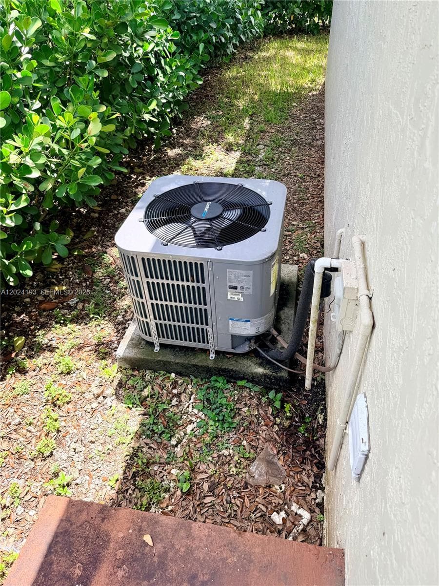 408 NW 12th St, Florida City FL 33034 — 14