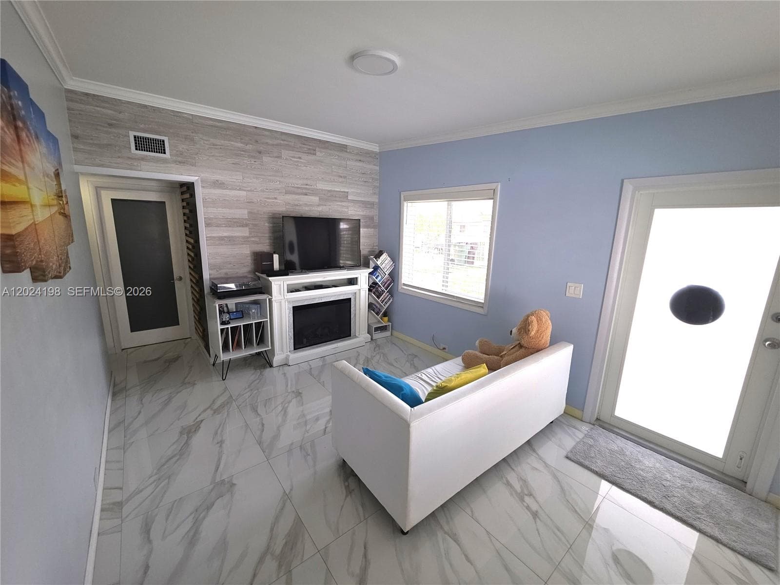 651 E 48th St, Hialeah FL 33013 — 6