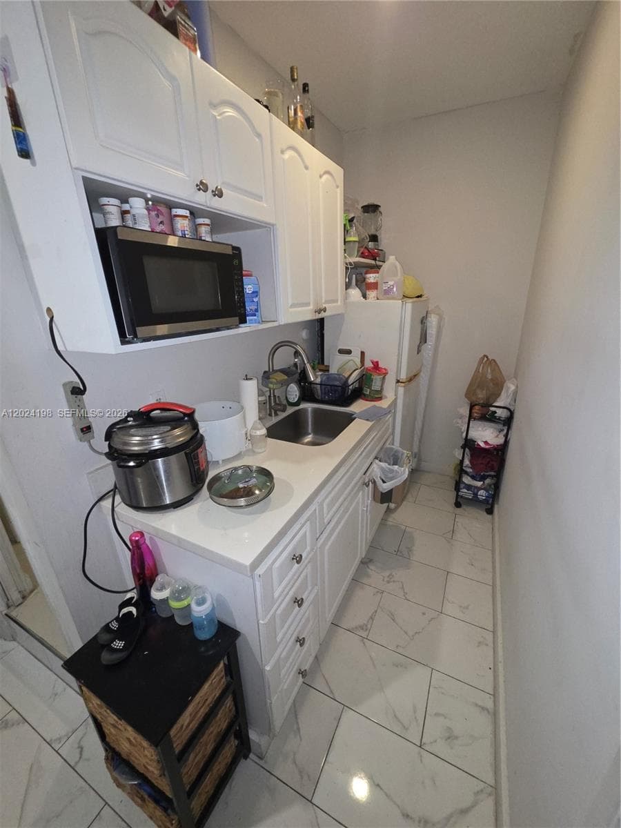 651 E 48th St, Hialeah FL 33013 — 43