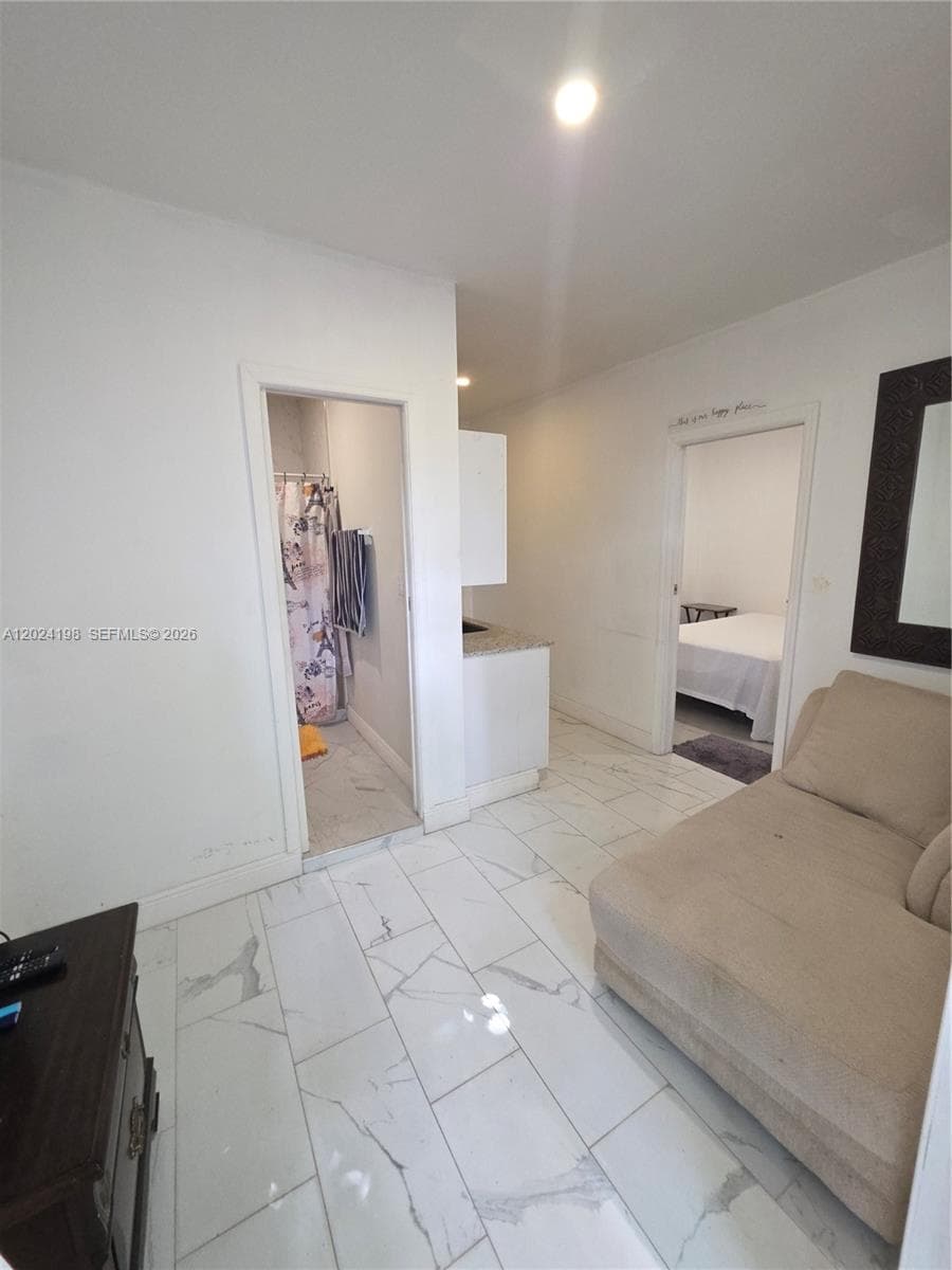 651 E 48th St, Hialeah FL 33013 — 34