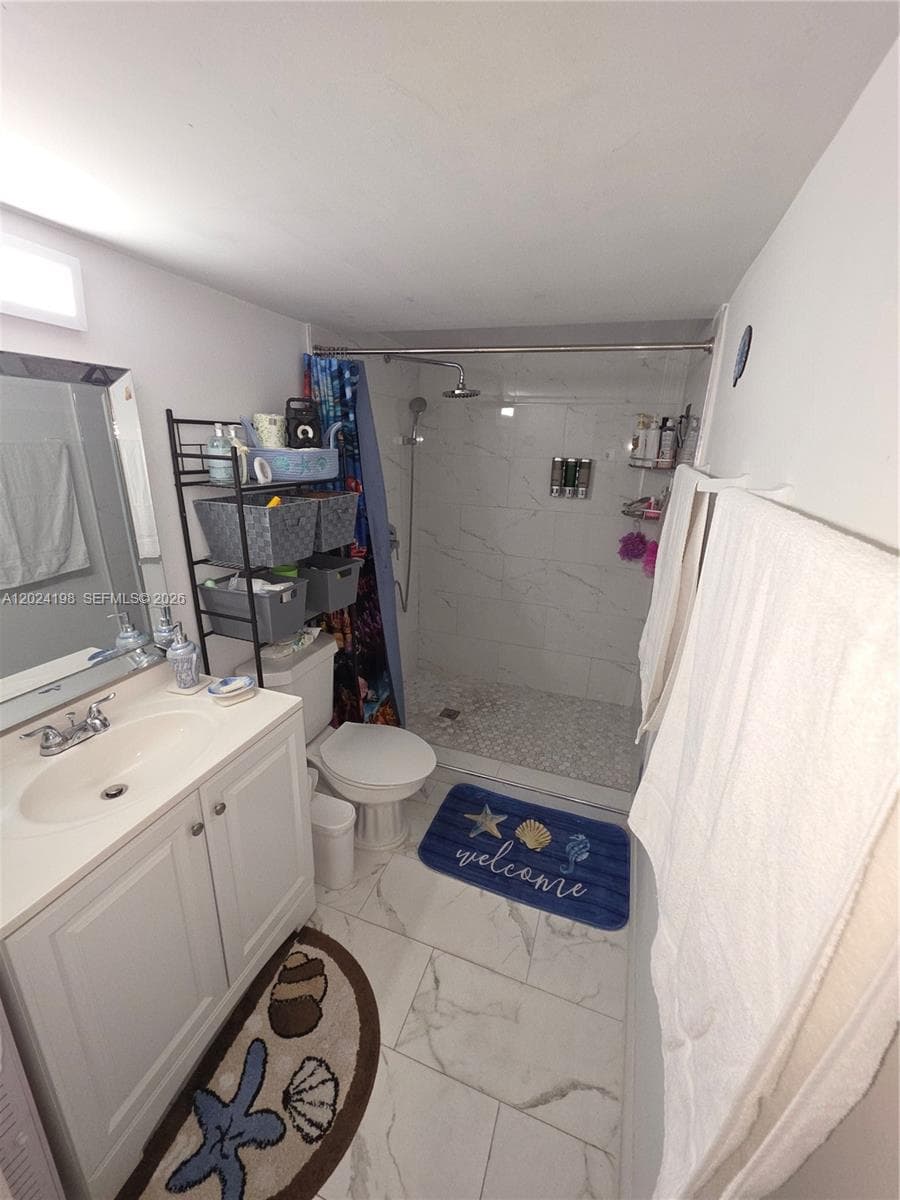 651 E 48th St, Hialeah FL 33013 — 10