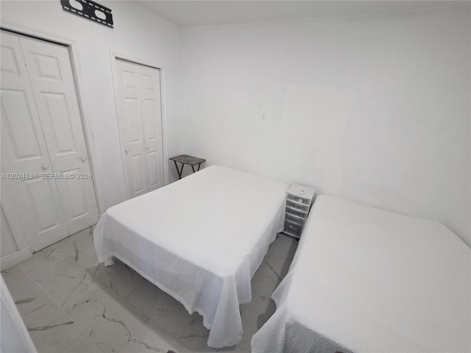 651 E 48th St, Hialeah FL 33013 — 39