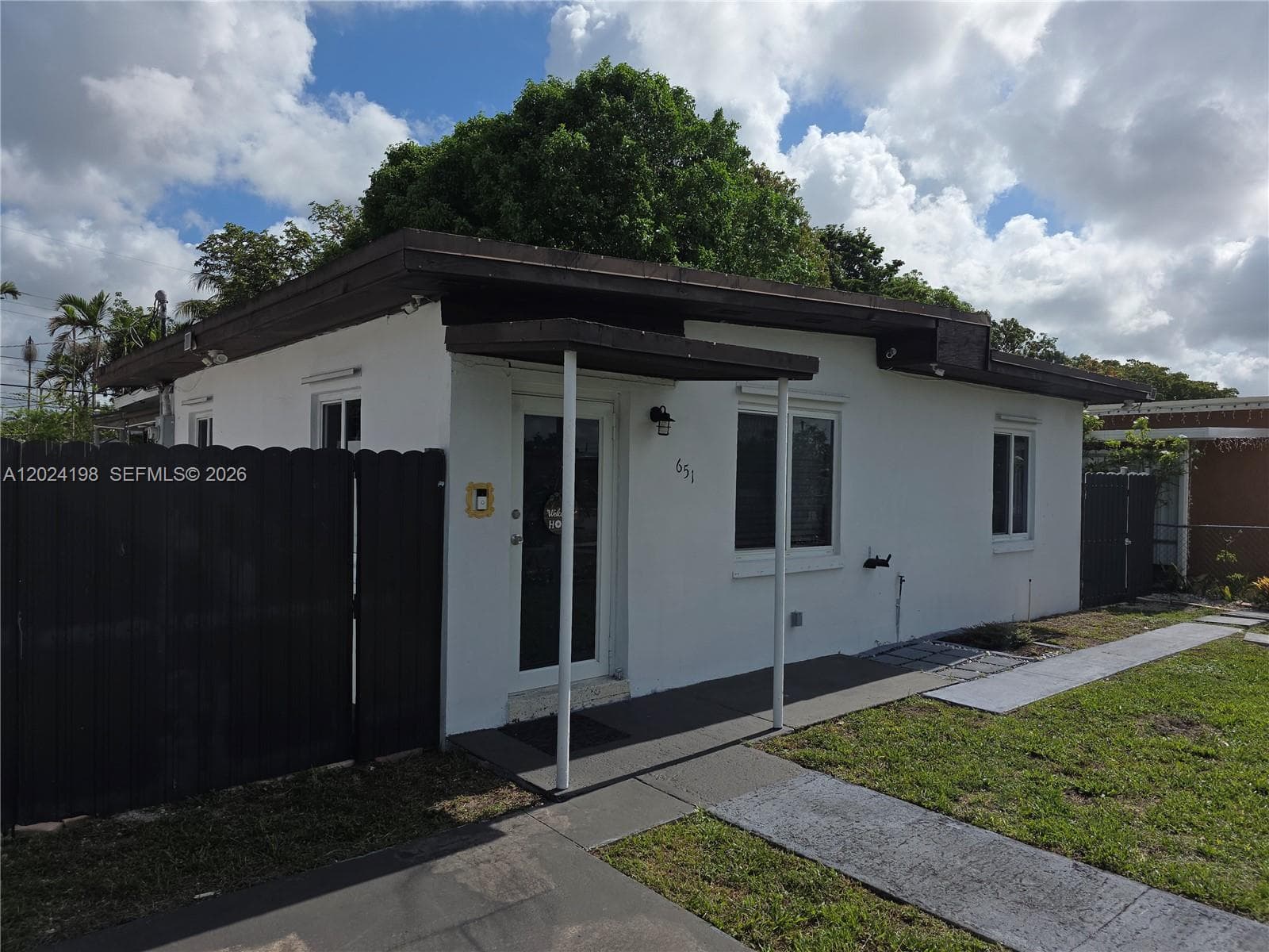 651 E 48th St, Hialeah FL 33013 — 4