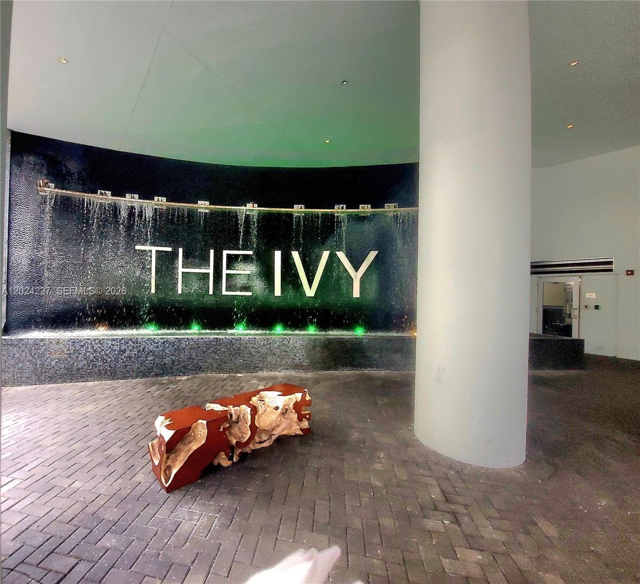 90 SW 3rd St # 2208, Miami FL 33130 — 2