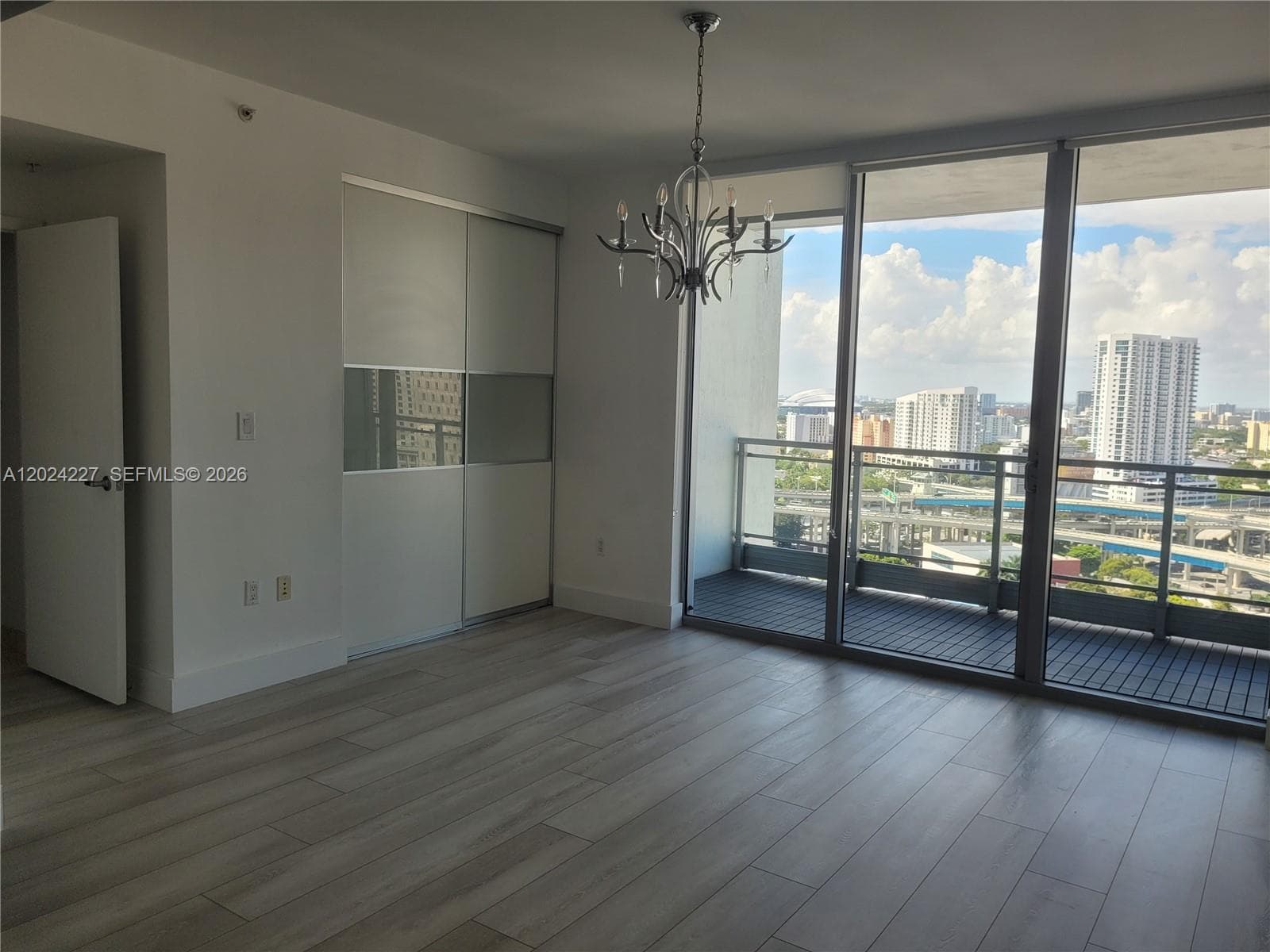 90 SW 3rd St # 2208, Miami FL 33130 — 16