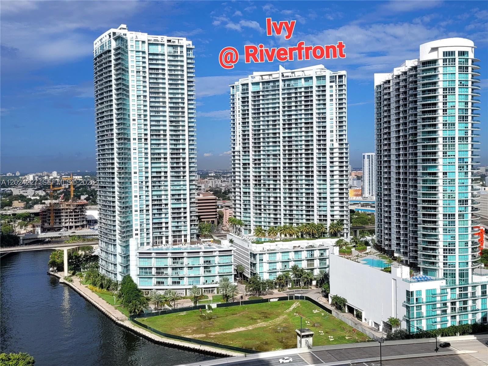 90 SW 3rd St # 2208, Miami FL 33130 — 1