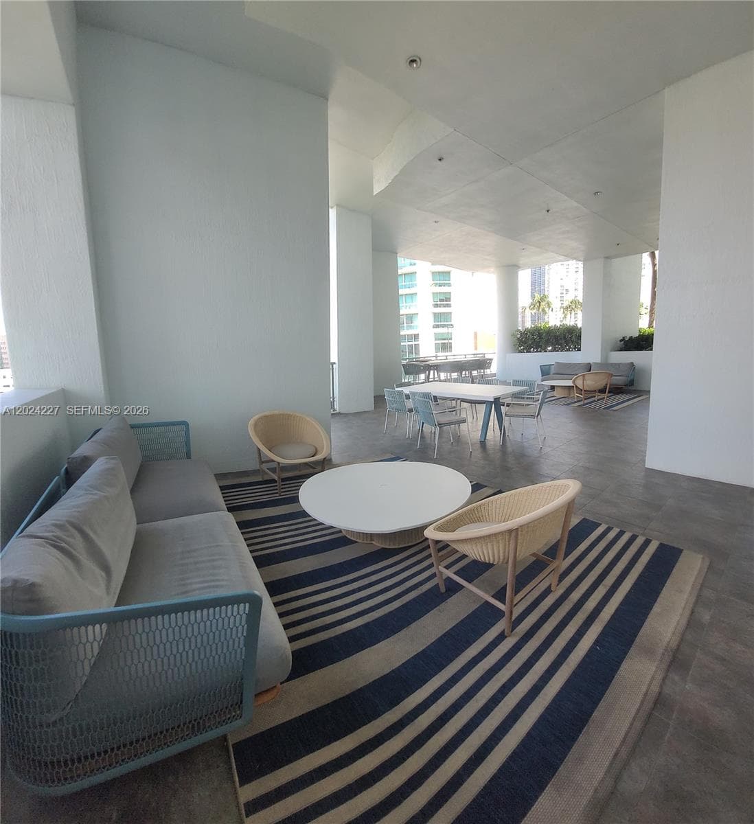 90 SW 3rd St # 2208, Miami FL 33130 — 54