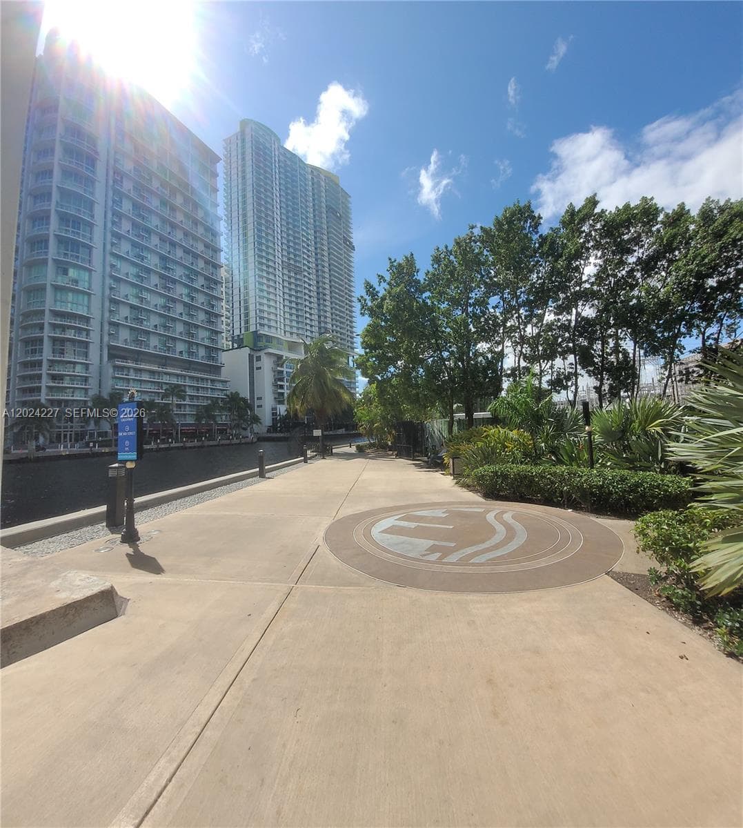 90 SW 3rd St # 2208, Miami FL 33130 — 48