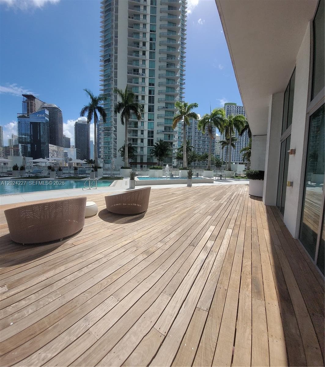 90 SW 3rd St # 2208, Miami FL 33130 — 29
